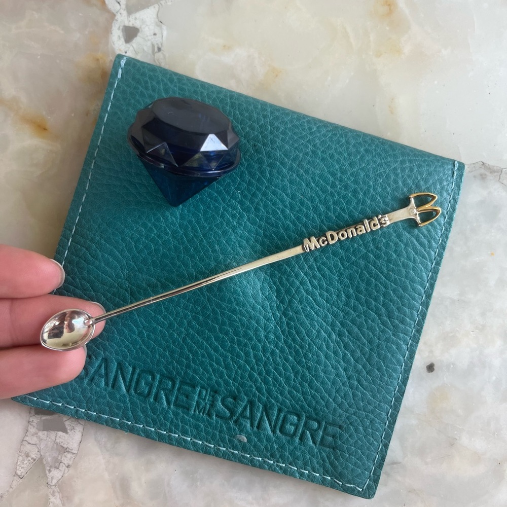 VINTAGE 1970'S MCDONALD'S STICK SNUFF SPOON, CAST IN STERLING SILVER & GOLD